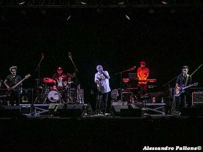 ‘Musica dei cieli 2002’ con Eugenio Finardi, Raiz degli Almamegretta e Radiodervish