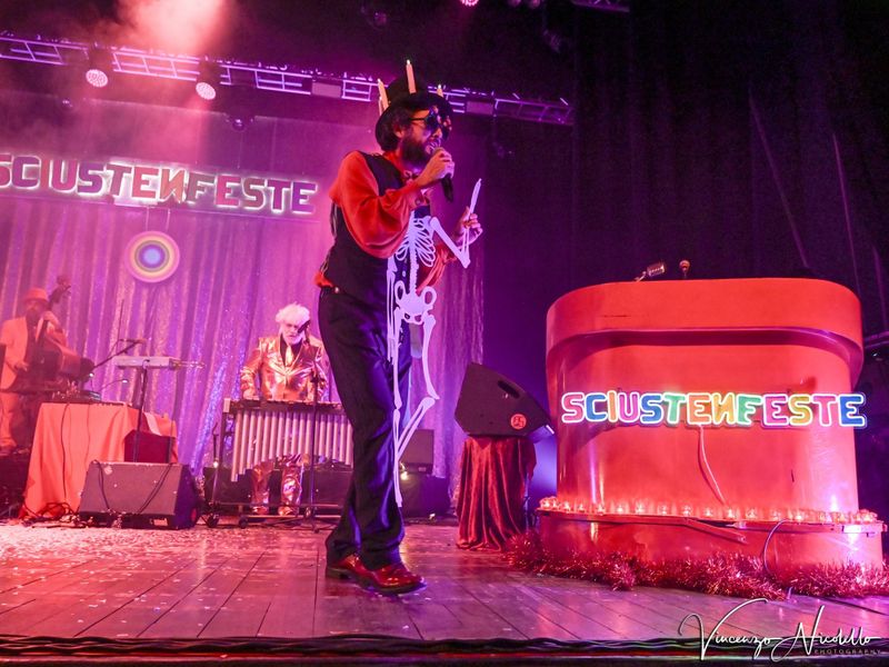 21 dicembre 2023 - Teatro della Concordia - Venaria Reale (To) - Vinicio Capossela in concerto