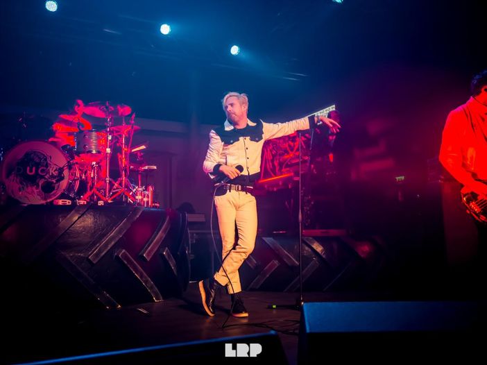 Brit Awards di ieri sera: vincono i Kaiser Chiefs. E alla fine arriva Prince