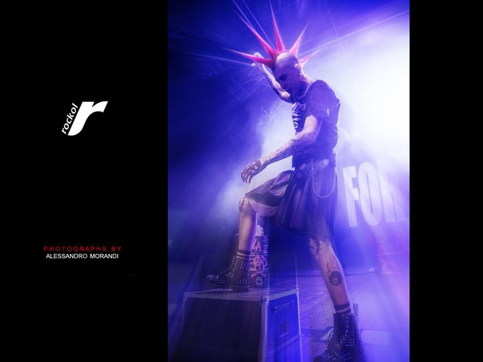 "Non è punk, è La Sad": chi è il gruppo in gara a Sanremo 2024 "Non è punk, è La Sad": chi è il gruppo in gara a Sanremo 2024