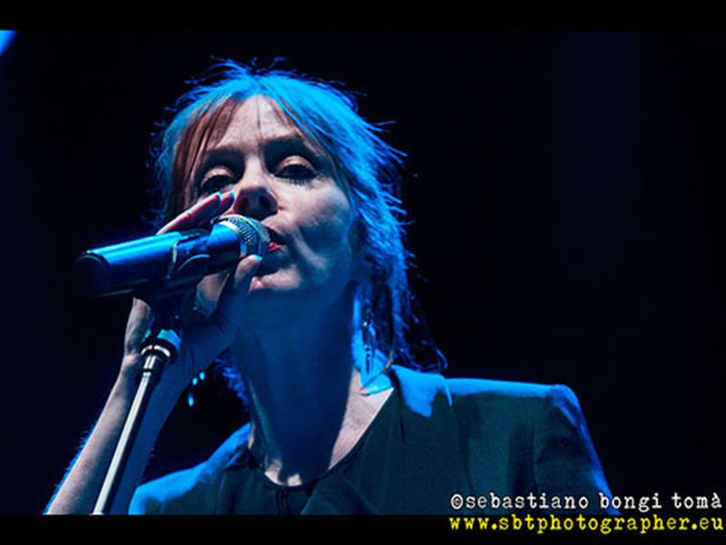 16 luglio 2014 - Pistoia Blues Festival - Piazza del Duomo - Pistoia - Suzanne Vega in concerto 16 luglio 2014 - Pistoia Blues Festival - Piazza del Duomo - Pistoia - Suzanne Vega in concerto