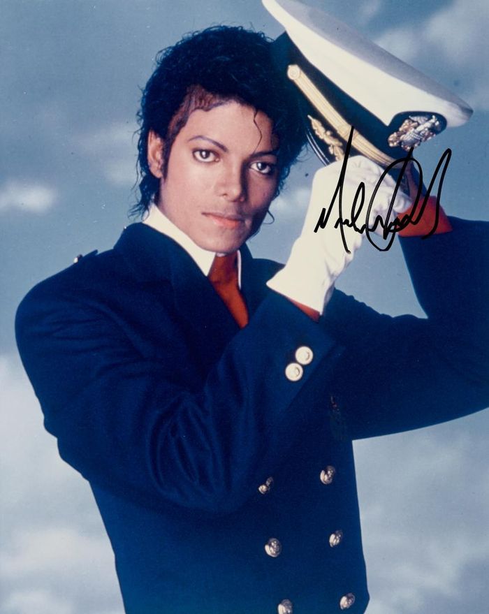 https://images.rockol.it/MG4qzdAwzuLZG8G1hVwoGlJgzP0=/700x0/smart/rockol-img/img/foto/upload/bolaffi-jackson-foto.jpg