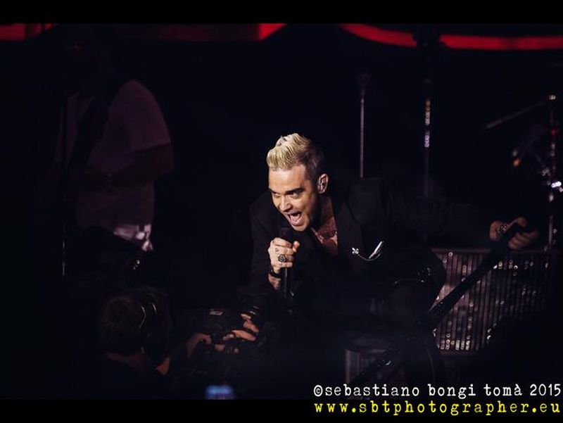 23 luglio 2015 - Lucca Summer Festival - Piazza Napoleone - Lucca - Robbie Williams in concerto