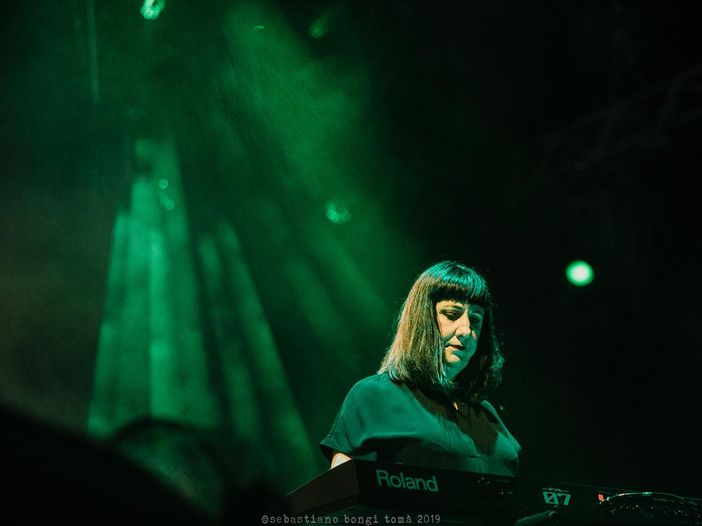 Anche i Chemical Brothers nel disco dei New Order