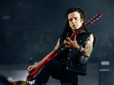 Cure - Simon Gallup