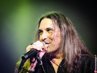 I Savatage ritornano nella classica formazione a sei