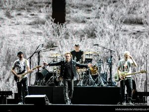 U2