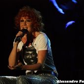 11 maggio 2012 - PalaBrescia - Brescia - Fiorella Mannoia in concerto 11 maggio 2012 - PalaBrescia - Brescia - Fiorella Mannoia in concerto