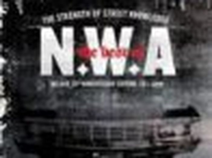 'Straight outta Compton', i lati oscuri del biopic sui NWA: le accuse dell'ex manager e del figlio di Eazy-E 'Straight outta Compton', i lati oscuri del biopic sui NWA: le accuse dell'ex manager e del figlio di Eazy-E