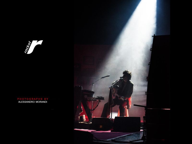 17 aprile 2025 - Teatro Puccini - Firenze - Ermal Meta in concerto 17 aprile 2025 - Teatro Puccini - Firenze - Ermal Meta in concerto