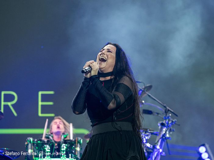 Amy Lee degli Evanescence e Halsey insieme in un nuovo singolo
