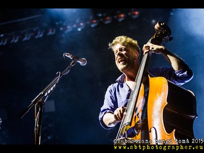 Mumford &amp; Sons: &apos;Ci siamo divisi... per annunciare il grande ritorno nel 2015&apos;