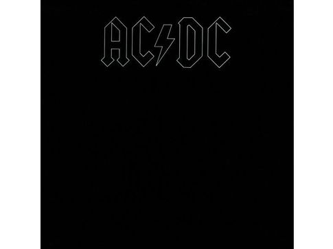 √ AC/DC: 45 anni di 