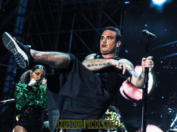 Robbie Williams vuole un altro figlio Robbie Williams vuole un altro figlio