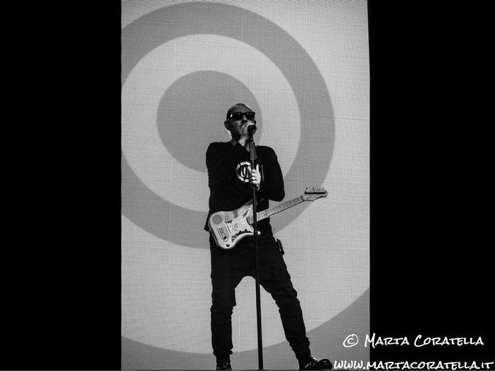Luca Carboni: 'Guardando scorrere il tempo...' Luca Carboni: 'Guardando scorrere il tempo...'