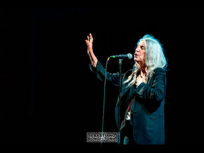 Patti Smith, il nuovo album (hits+inediti) entro l’anno
