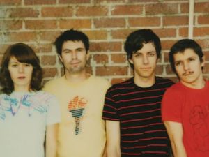 Jenny Lewis degli alternativi Rilo Kiley vince il premio 'Donna dell'anno'