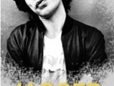 Jagger va alla festa di Jerry Hall. Ma se ne sta con gli Stones