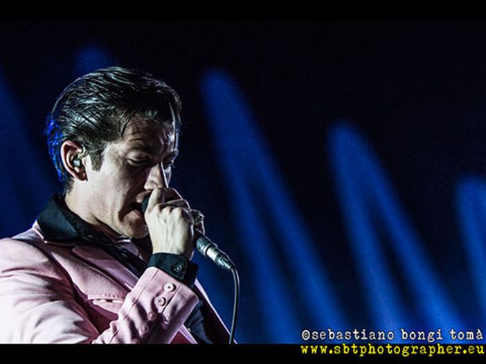 Arctic Monkeys, in streaming su iTunes tutto il nuovo album 'AM' Arctic Monkeys, in streaming su iTunes tutto il nuovo album 'AM'