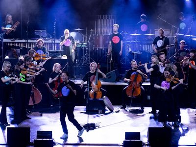 Brian Eno, spunta in Rete l&apos;inedito &apos;Prague&apos; - ASCOLTA