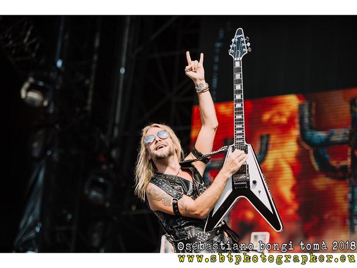 Judas Priest: ascolta un assaggio della title track del nuovo album &quot;Firepower&quot; - COPERTINA