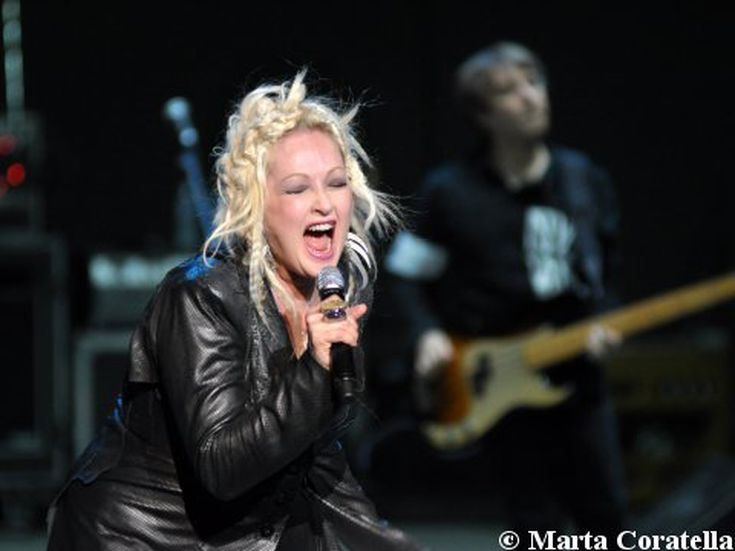 Dopo 30 anni Cyndi Lauper propone integralmente il primo album