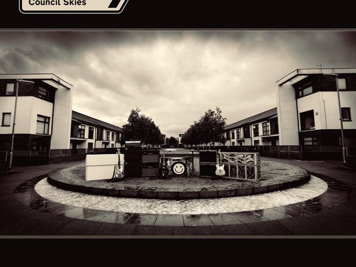 Noel Gallagher, il 25 settembre esce l&#039;EP di remix (anche inediti) &#039;Where the city meets the sky: chasing yesterday&#039; - ASCOLTA