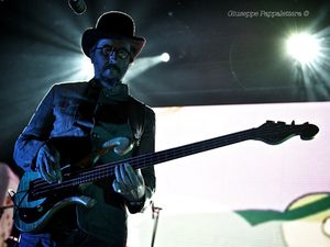 Les Claypool