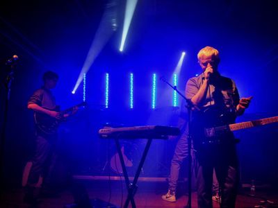 Everything Everything: il primo singolo ufficiale è ‘Kemosabe’