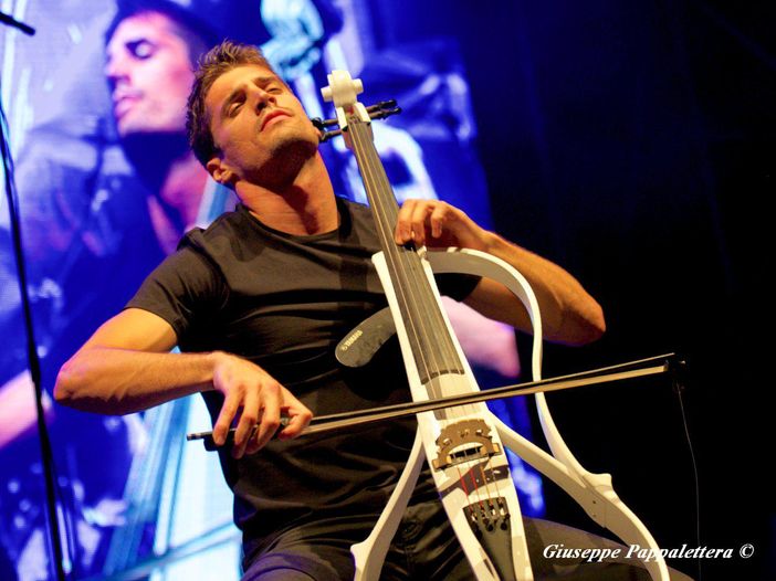 2Cellos, online il video della cover di &#039;Eye of the Tiger&#039; dei Survivor - GUARDA