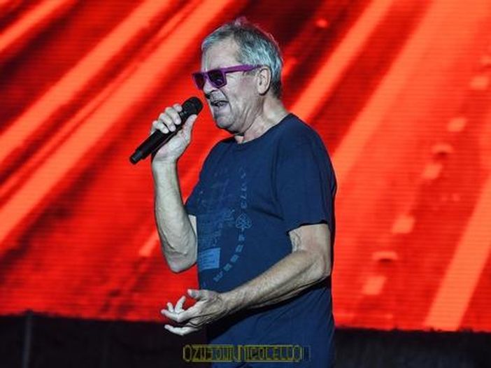 Ian Gillan chiude a una reunion con Blackmore: "E' l'ex moglie" Ian Gillan chiude a una reunion con Blackmore: "E' l'ex moglie"