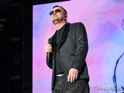 Gigi D&apos;Alessio, il nuovo album &apos;Ora&apos; nei negozi il 19 novembre