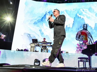 Gigi D’Alessio ammette: ‘E’ vero ho una relazione con Anna Tatangelo’