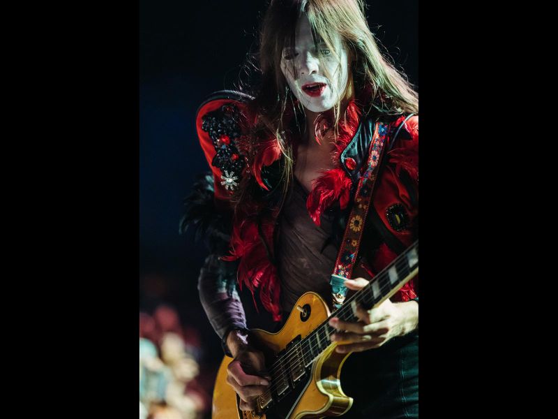 24 luglio 2025 - Mind Festival - Montecosaro Scalo (Mc) &ndash; Lucio Corsi in concerto