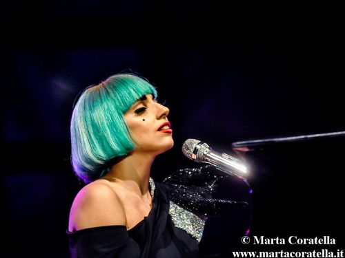 Germania, condannati due hacker che scippavano musica dalle e-mail di Lady Gaga 