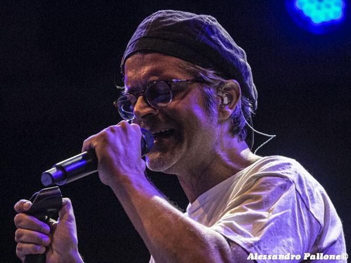 Samuele Bersani: &#039;Non mi piace la cover di &#039;Spaccacuore&#039; fatta dalla Pausini&#039;