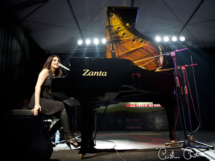 L'Aura - la recensione di "Il contrario dell'amore" L'Aura - la recensione di "Il contrario dell'amore"