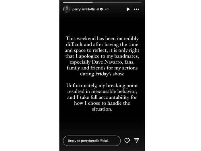 https://images.rockol.it/Pt4RNXCQvL8jQ1w0clz97mWHVsk=/700x0/smart/rockol-img/img/foto/upload/perry-farrell-statement.jpg