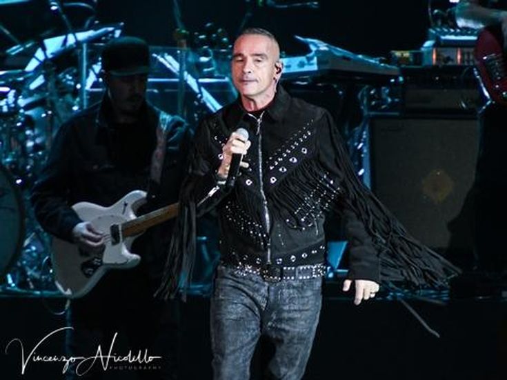 Back to the roots: il futuro di Eros Ramazzotti  