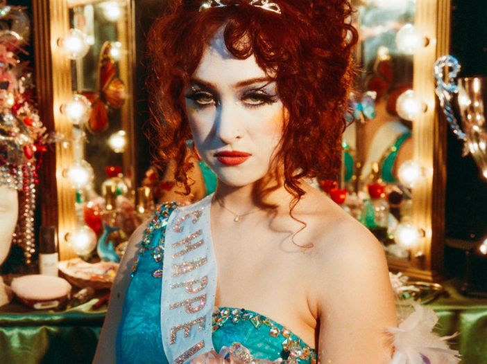 Chappell Roan al &lsquo;Saturday Night Live&rsquo; con l&rsquo;inedito &quot;The giver&quot;