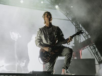 M. Shadows