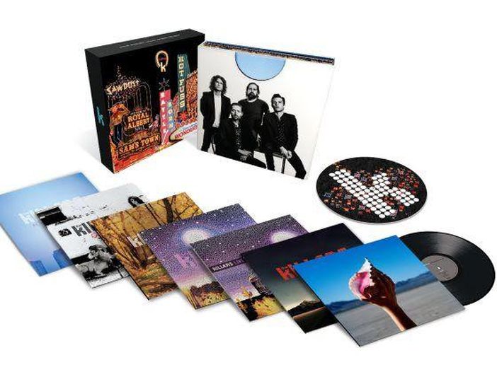 Concerti, Killers: Brandon Flowers ha la laringite, saltano due date negli USA Concerti, Killers: Brandon Flowers ha la laringite, saltano due date negli USA