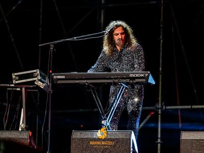 Altre voci sui partecipanti al Festival di Sanremo, in vendita gli abbonamenti alle serate