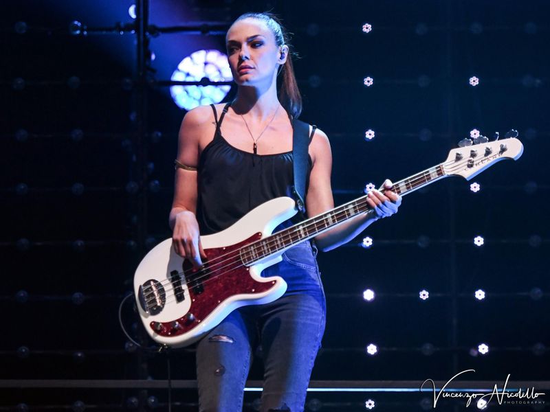 6 dicembre 2023 - PalaAlpitour - Torino - Tommaso Paradiso in concerto 6 dicembre 2023 - PalaAlpitour - Torino - Tommaso Paradiso in concerto