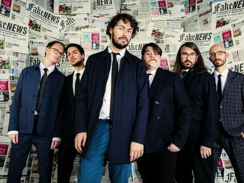 Alla fine l'indie si è preso gli stadi