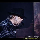 16 luglio 2016 - Lucca Summer Festival - Piazza Napoleone - Lucca - Neil Young in concerto 16 luglio 2016 - Lucca Summer Festival - Piazza Napoleone - Lucca - Neil Young in concerto