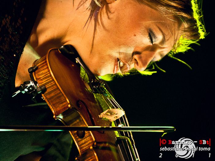 Sarah Neufeld (Arcade Fire), nuovo disco solista: online la title track &#039;The ridge&#039; - AUDIO, COPERTINA e TRACKLIST