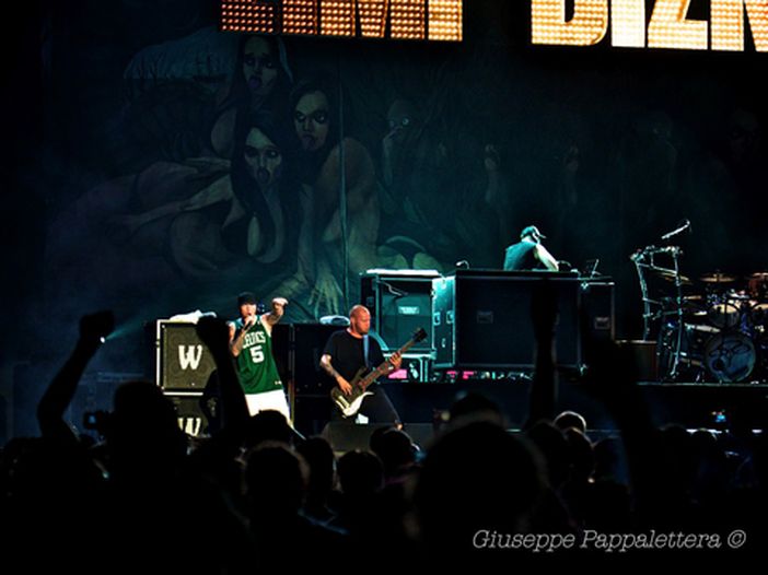 Limp Bizkit in crisi? Il chitarrista Borland ha lasciato la band Limp Bizkit in crisi? Il chitarrista Borland ha lasciato la band