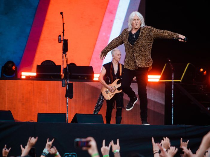 Un album live, un libro e il Download festival per i Def Leppard Un album live, un libro e il Download festival per i Def Leppard