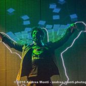 30 gennaio 2016 - Pala Giovanni Paolo II - Pescara - Max Gazz&eacute; in concerto